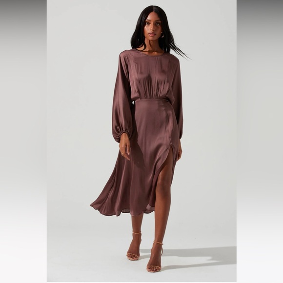 ASTR the label Marin Dolman Sleeve Midi Dress in espresso sz small - Picture 1 of 8